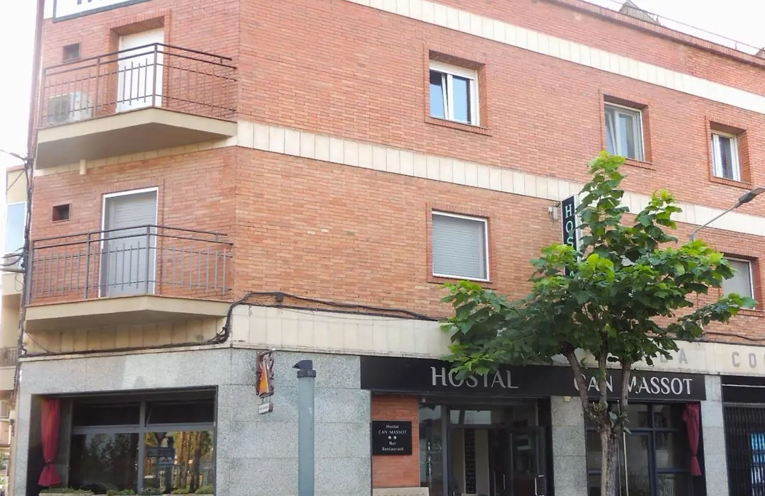 Hostal Can Massot-1